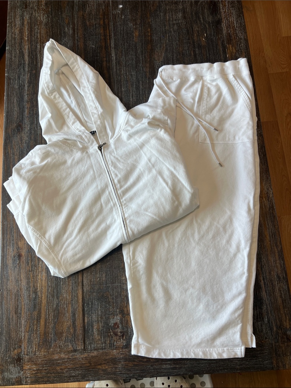 Northcrest White Women's Jogger Pants & Zip Hoodie Set